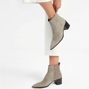 Everlane The Boss Boot in Taupe
